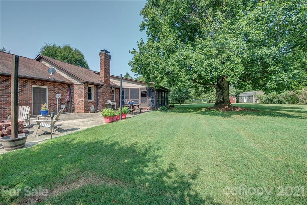 329 Alexis Lucia Road Alexis, NC 28006 - Photo 3 of 37 Gallery Image 3