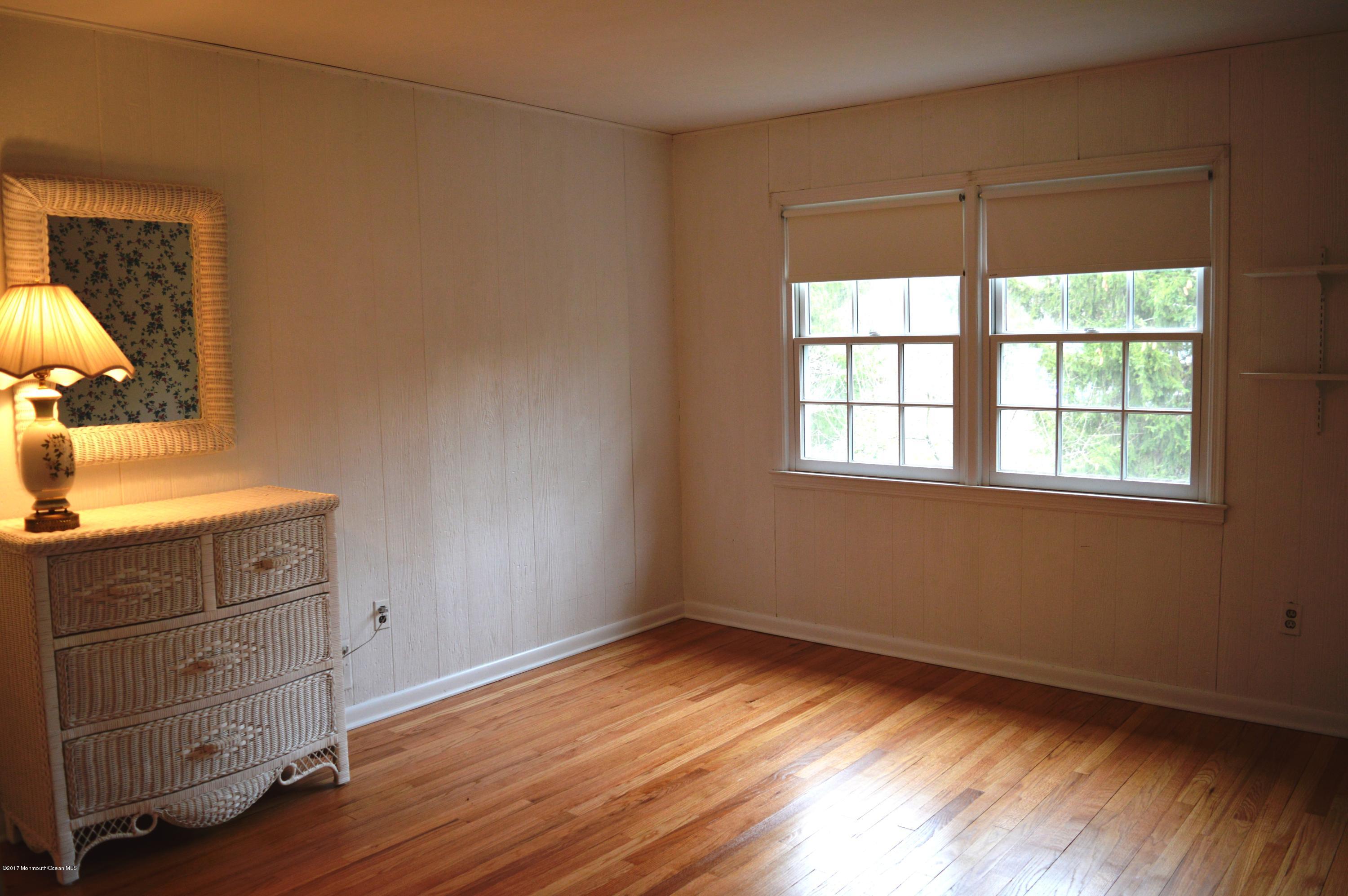 66 Wallace Road Middletown, NJ 07748 - Photo 23 of 39 Bedroom 3