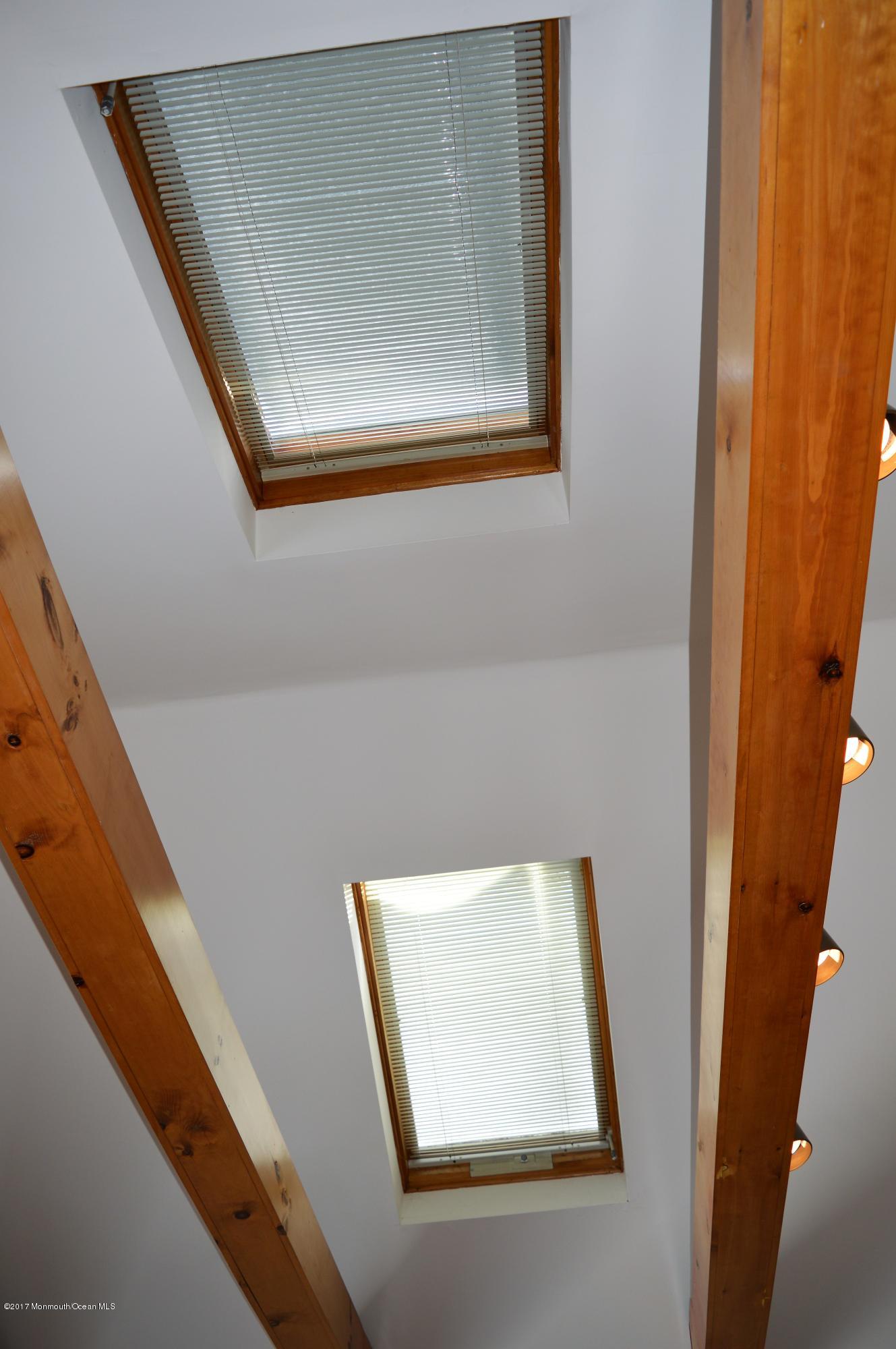 66 Wallace Road Middletown, NJ 07748 - Photo 7 of 39 Skylights in Great Room