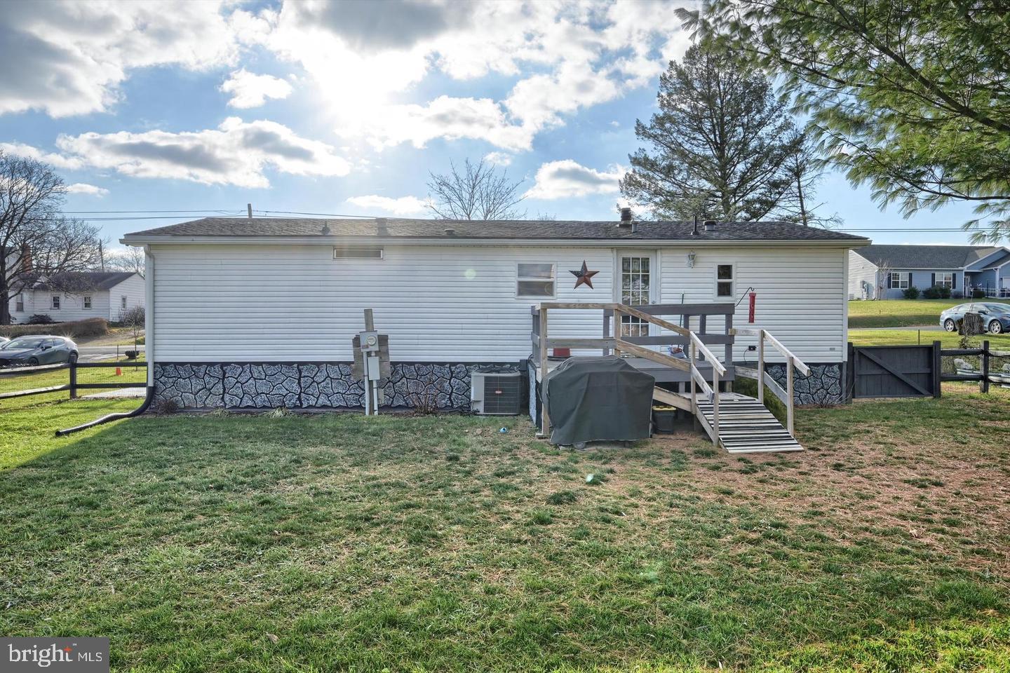 435 Cornman Road Carlisle, PA 17013 - Photo 17 of 26 Gallery Image 17