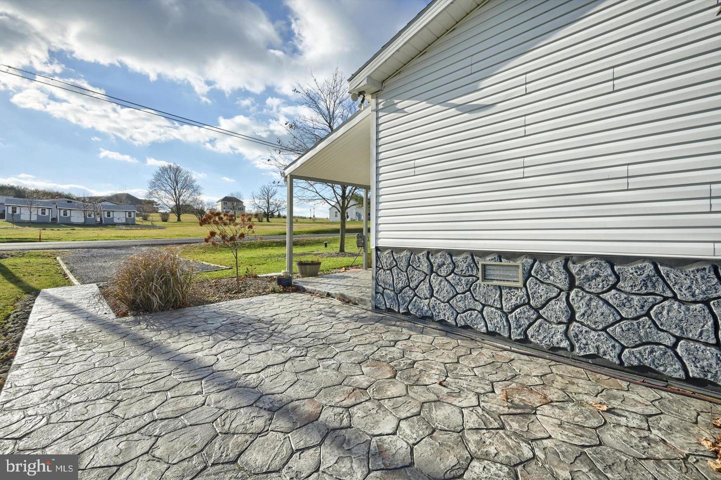 435 Cornman Road Carlisle, PA 17013 - Photo 3 of 26 Gallery Image 3