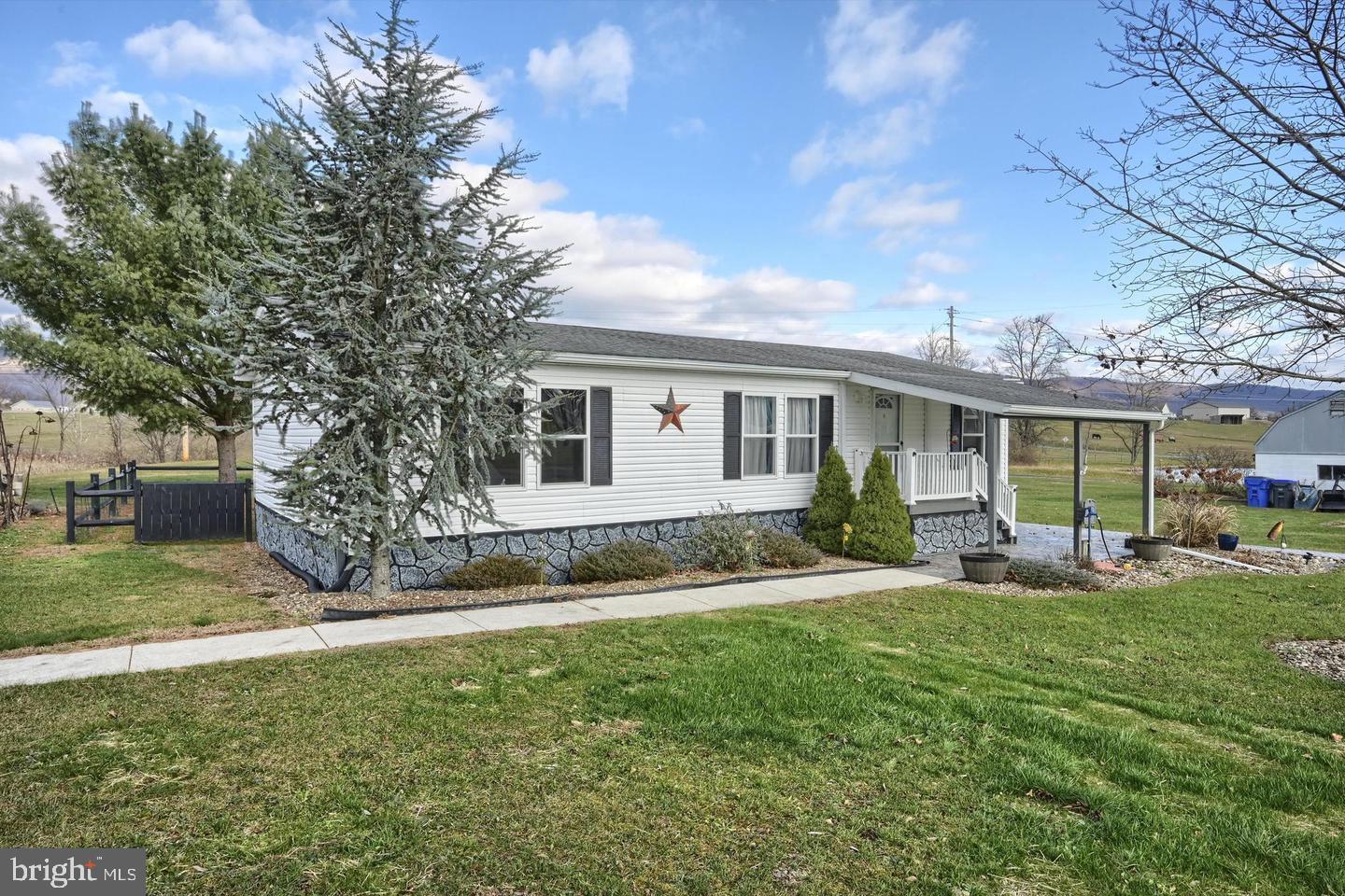 435 Cornman Road Carlisle, PA 17013 - Photo 5 of 26 Gallery Image 5