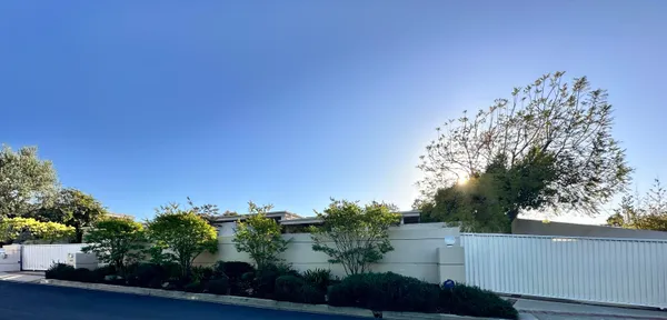 $3,995,000 | 1046 Somera Road, Los Angeles, CA 90077