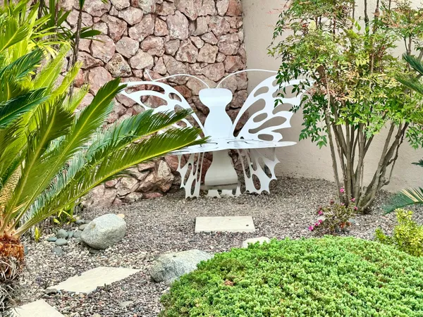 $3,995,000 | 1046 Somera Road, Los Angeles, CA 90077