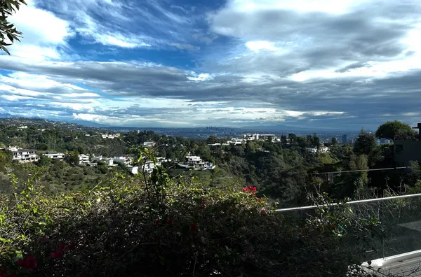 $3,995,000 | 1046 Somera Road, Los Angeles, CA 90077