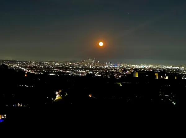 $3,995,000 | 1046 Somera Road, Los Angeles, CA 90077