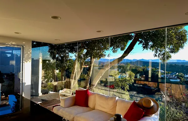 $3,995,000 | 1046 Somera Road, Los Angeles, CA 90077