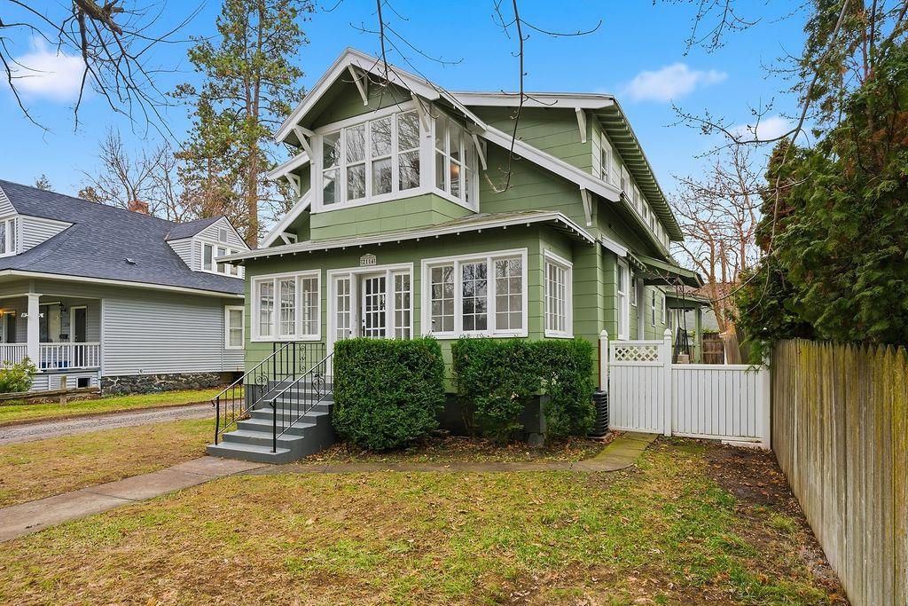 2114 South Grand Boulevard Spokane, WA 99203 - Photo 3 of 50