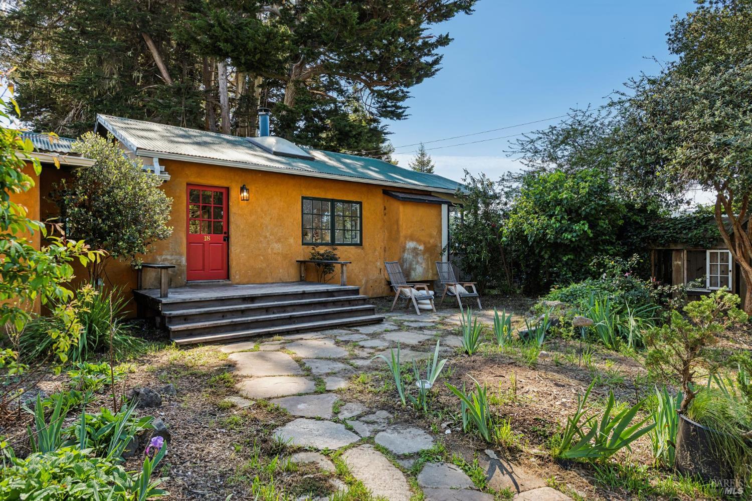 18 Cypress Road Point Reyes Station, CA 94956 - Photo 4 of 69