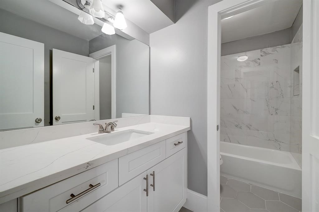 1603 Heights Boulevard, Unit 4 Houston, TX 77008 - Photo 6 of 18