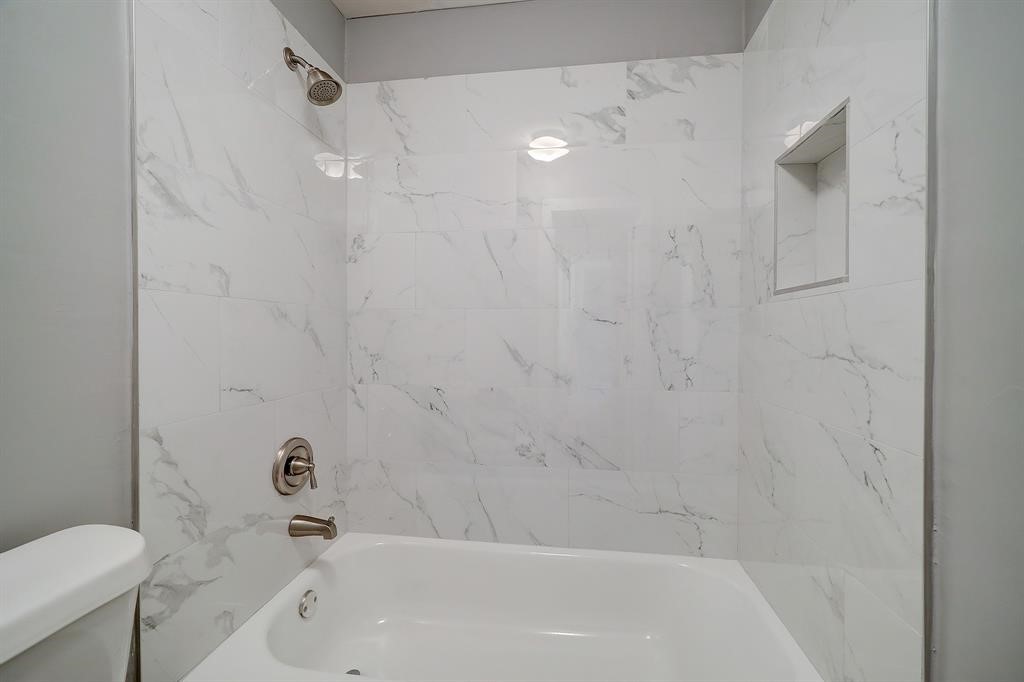 1603 Heights Boulevard, Unit 4 Houston, TX 77008 - Photo 7 of 18