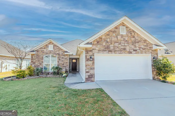 $253,900 | 124 Hawks Rdg Trace, Byron, GA 31008