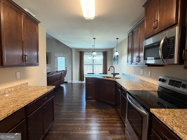 $253,900 | 124 Hawks Rdg Trace, Byron, GA 31008