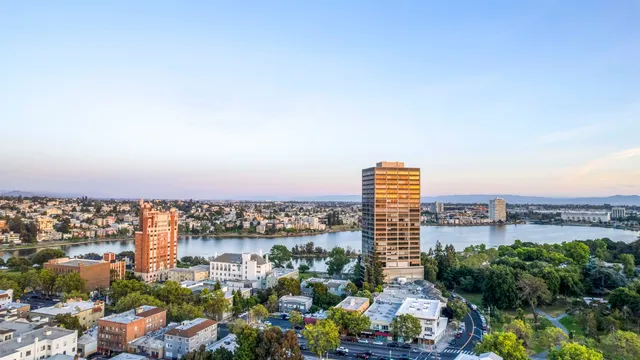 $549,000 | 320 Lee Street, Unit 405, Oakland, CA 94610