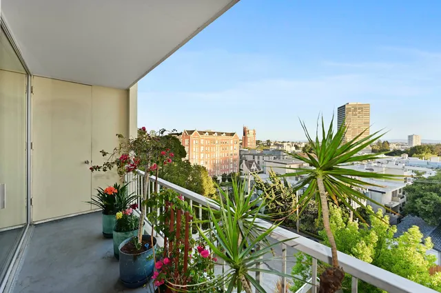 $549,000 | 320 Lee Street, Unit 405, Oakland, CA 94610