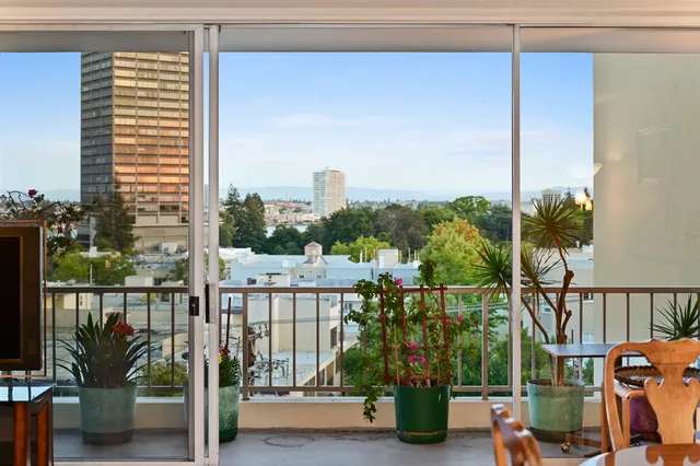 $549,000 | 320 Lee Street, Unit 405, Oakland, CA 94610