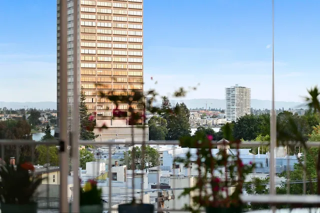 $549,000 | 320 Lee Street, Unit 405, Oakland, CA 94610
