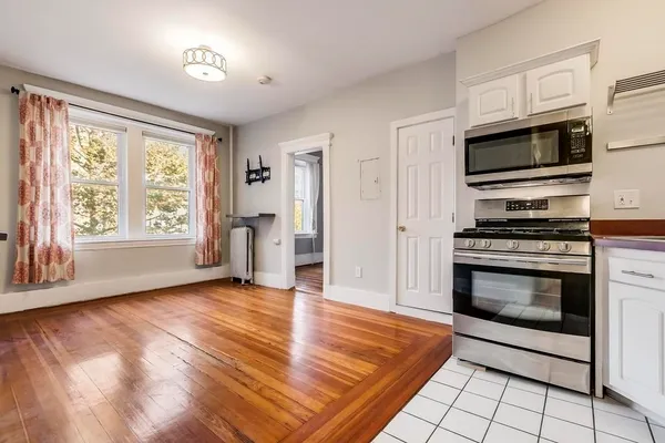 $2,800 | 65 Burbank Street, Unit 10, Boston, MA 02115