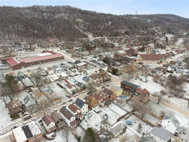 $94,900 | 632 Penn Avenue, Midland, PA 15059