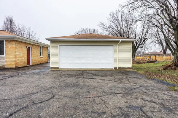 $249,900 | 4507 Earlham Drive, Indianapolis, IN 46227