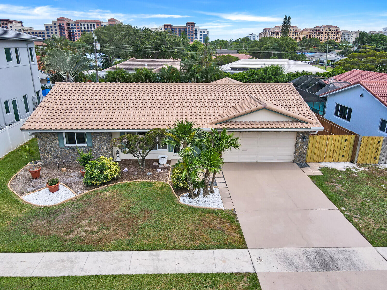 320 Northeast 3rd Court Boca Raton, FL 33432 - Photo 26 of 33 01_Aerial_1_mls