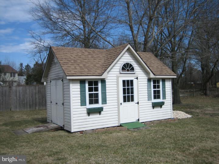 5 New Freedom Road Medford, NJ 08055 - Photo 11 of 14