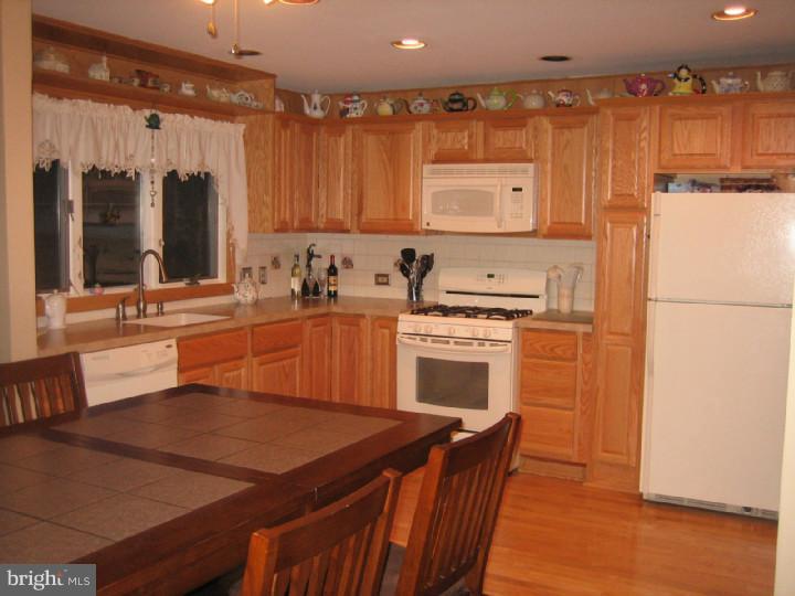 5 New Freedom Road Medford, NJ 08055 - Photo 3 of 14