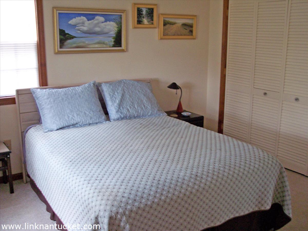 132 Surfside Road Nantucket, MA 02554 - Photo 12 of 17