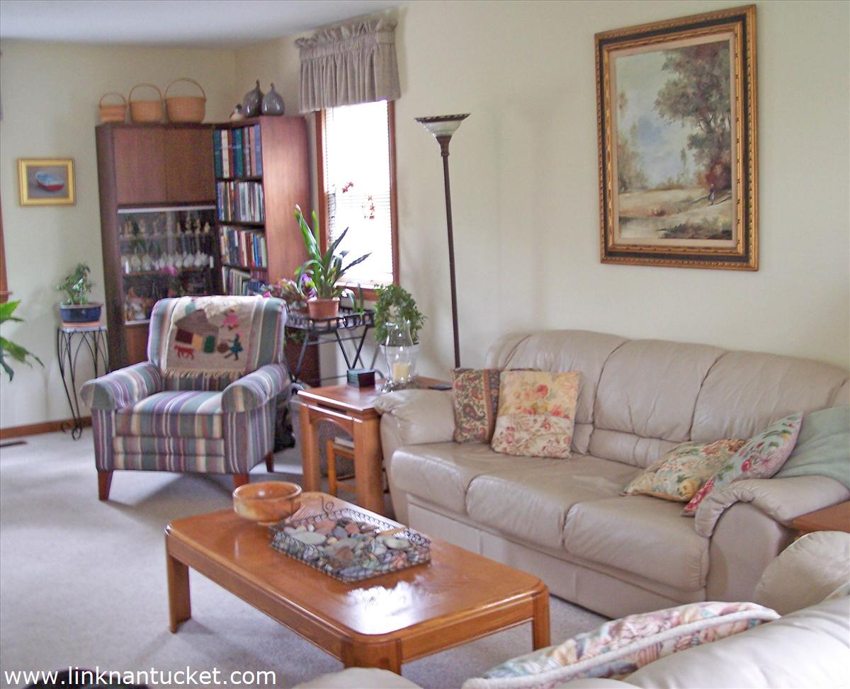 132 Surfside Road Nantucket, MA 02554 - Photo 4 of 17