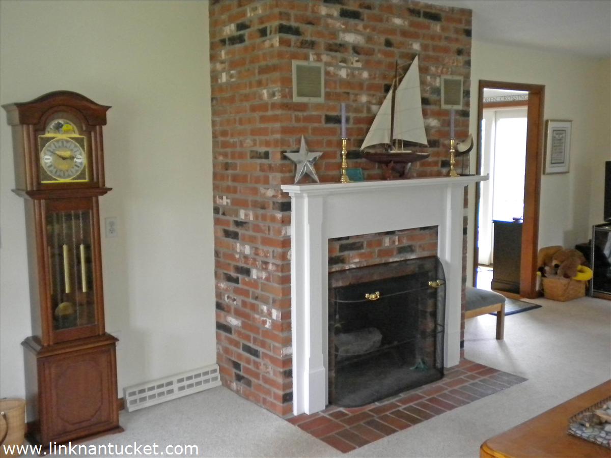132 Surfside Road Nantucket, MA 02554 - Photo 6 of 17