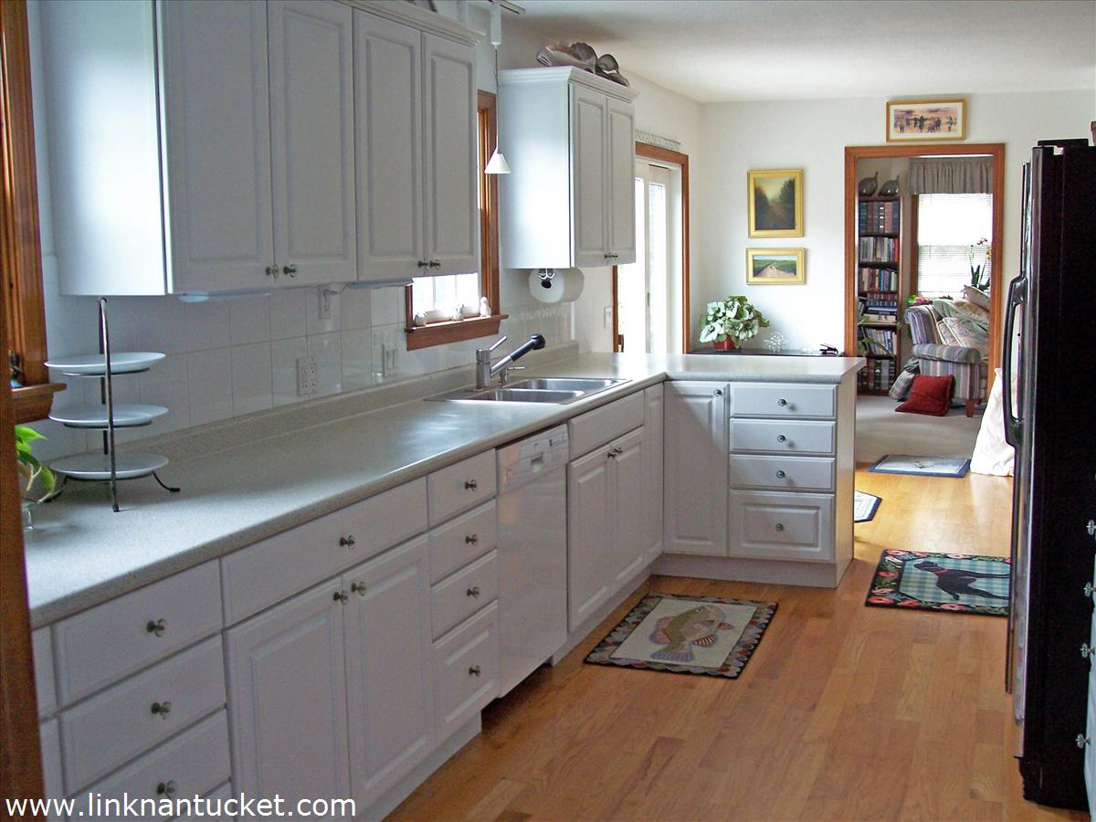 132 Surfside Road Nantucket, MA 02554 - Photo 9 of 17
