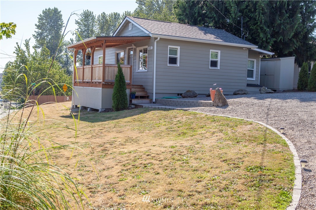 431 Maple Avenue Southwest Renton, WA 98057 - Photo 1 of 23