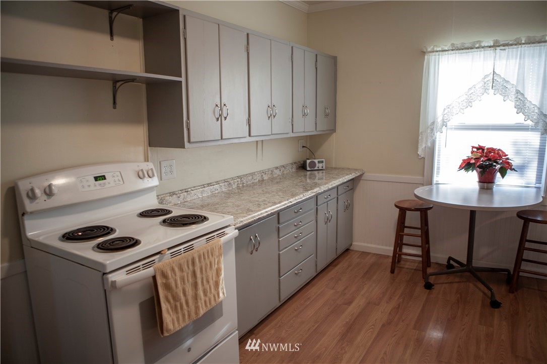 431 Maple Avenue Southwest Renton, WA 98057 - Photo 11 of 23