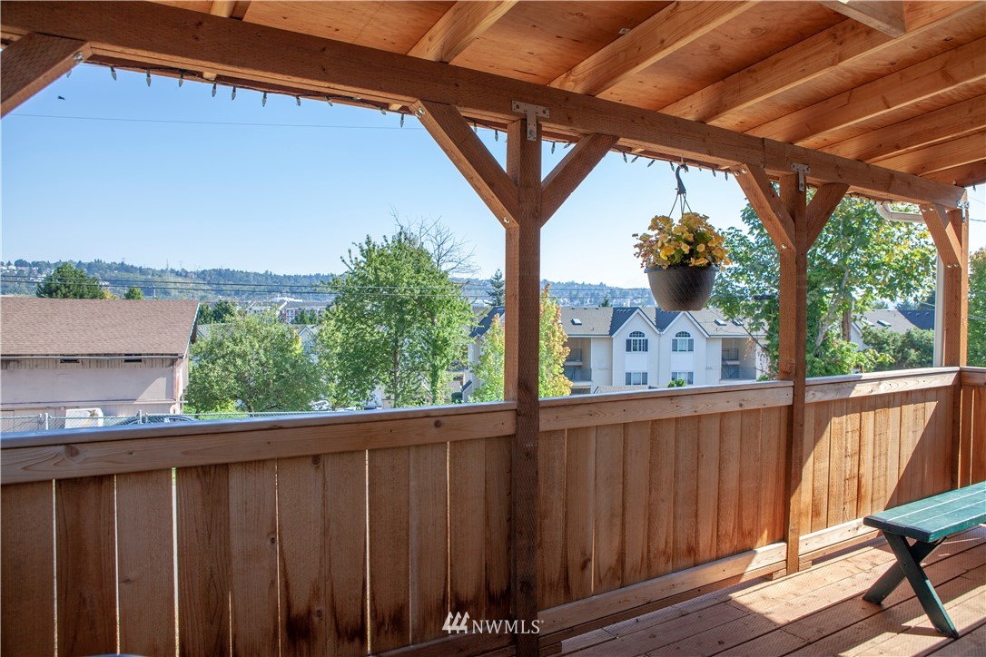 431 Maple Avenue Southwest Renton, WA 98057 - Photo 7 of 23