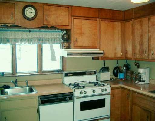 1098 Eldersville Road Burgettstown, PA 15021 - Photo 6 of 8