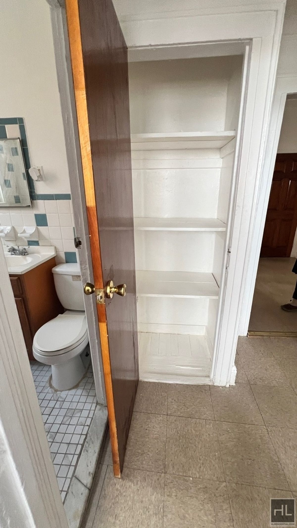 1269 Remsen Avenue, Unit 2 Brooklyn, NY 11236 - Photo 13 of 22 a view of living room