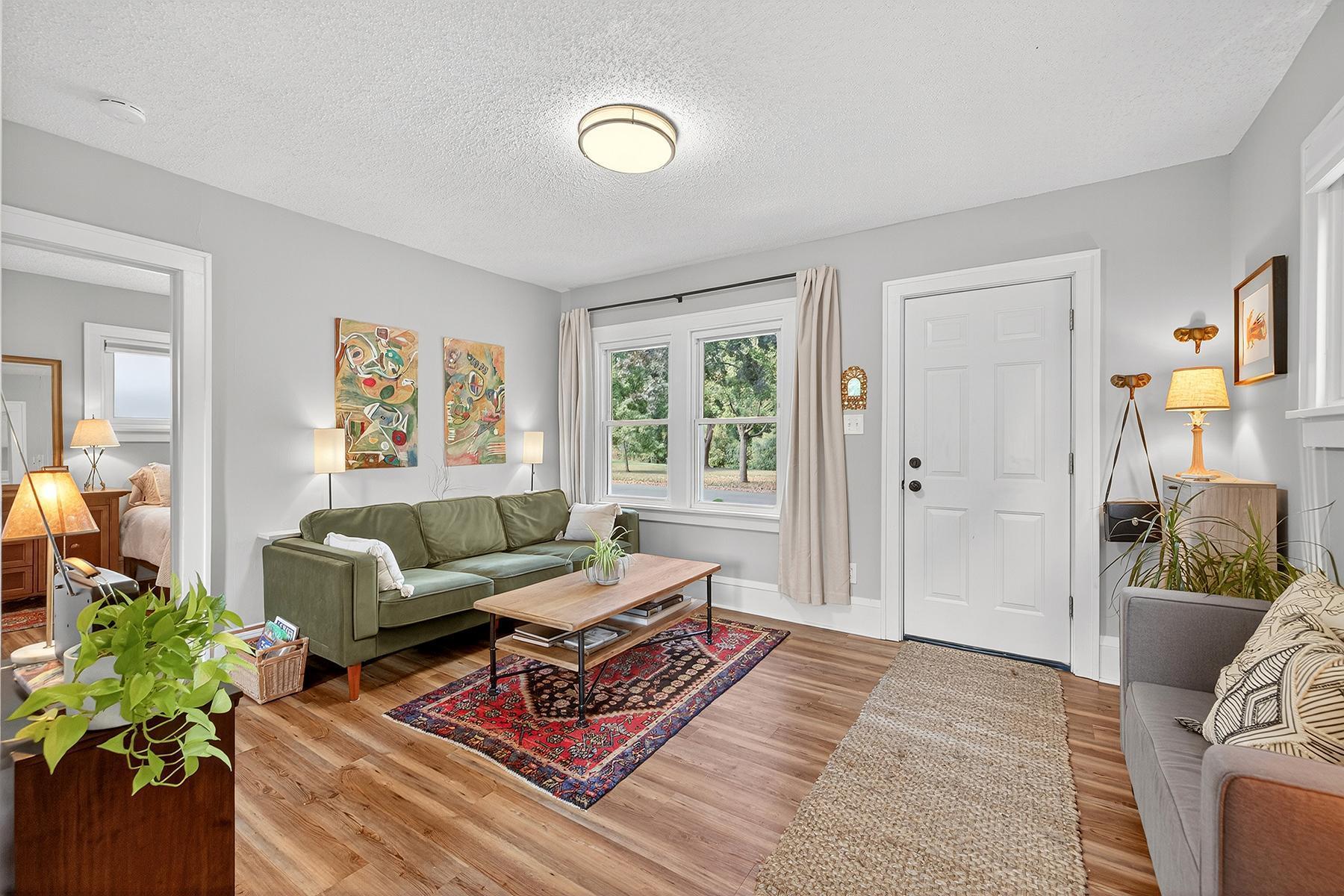 3605 East 47th Street Minneapolis, MN 55406 - Photo 4 of 31