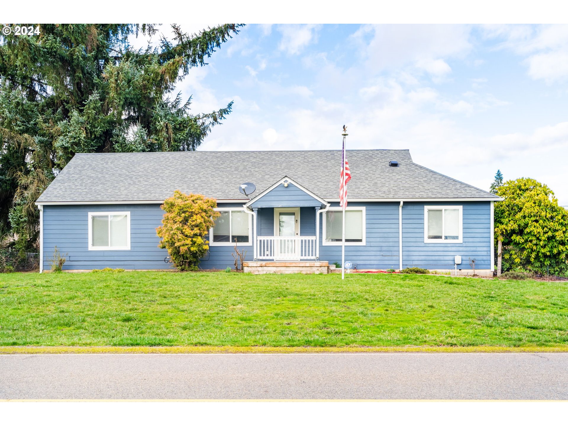 1491 Matheny Road Northeast Gervais, OR 97026 - Photo 1 of 38