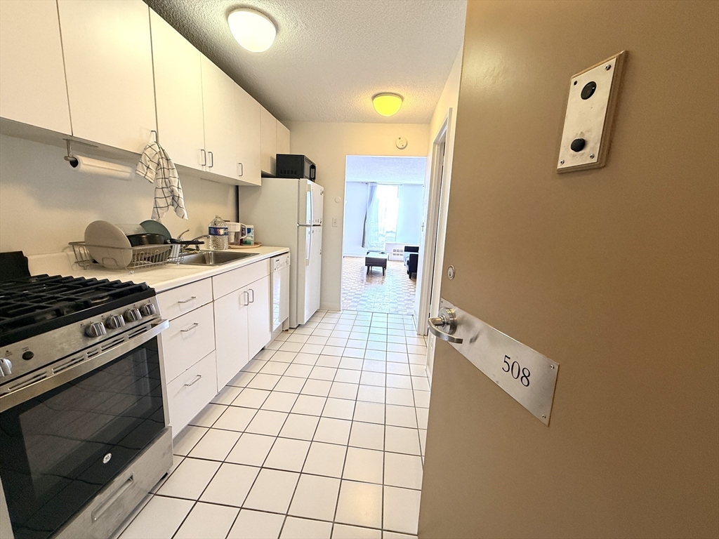 44 Washington Street, Unit 508 Brookline, MA 02445 - Photo 11 of 25