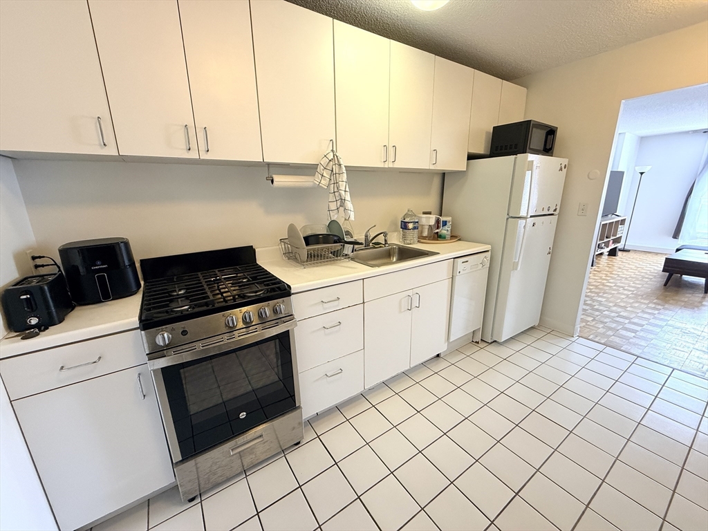 44 Washington Street, Unit 508 Brookline, MA 02445 - Photo 2 of 25