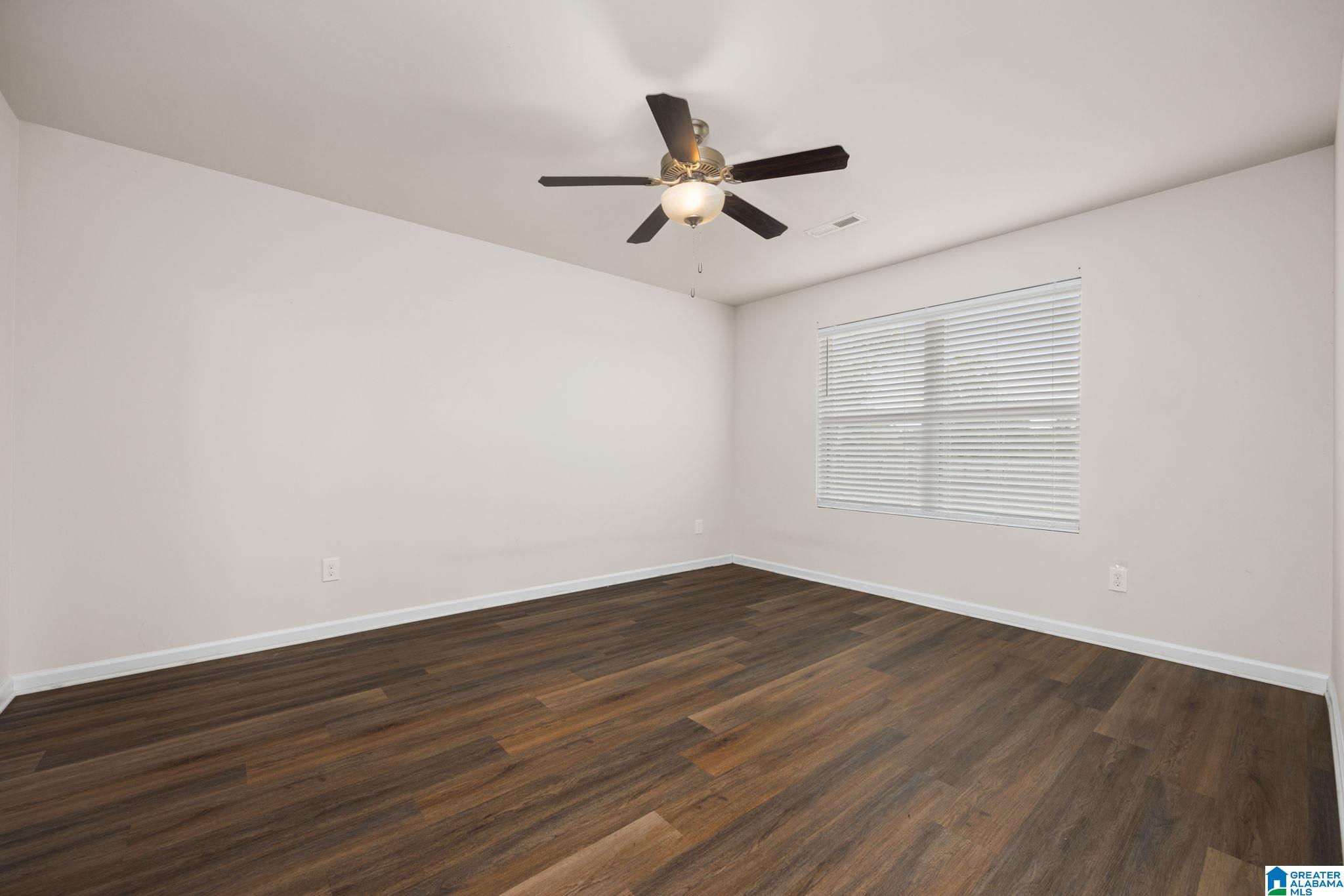 1127 Colonial Drive Southwest Cullman, AL 35055 - Photo 12 of 30