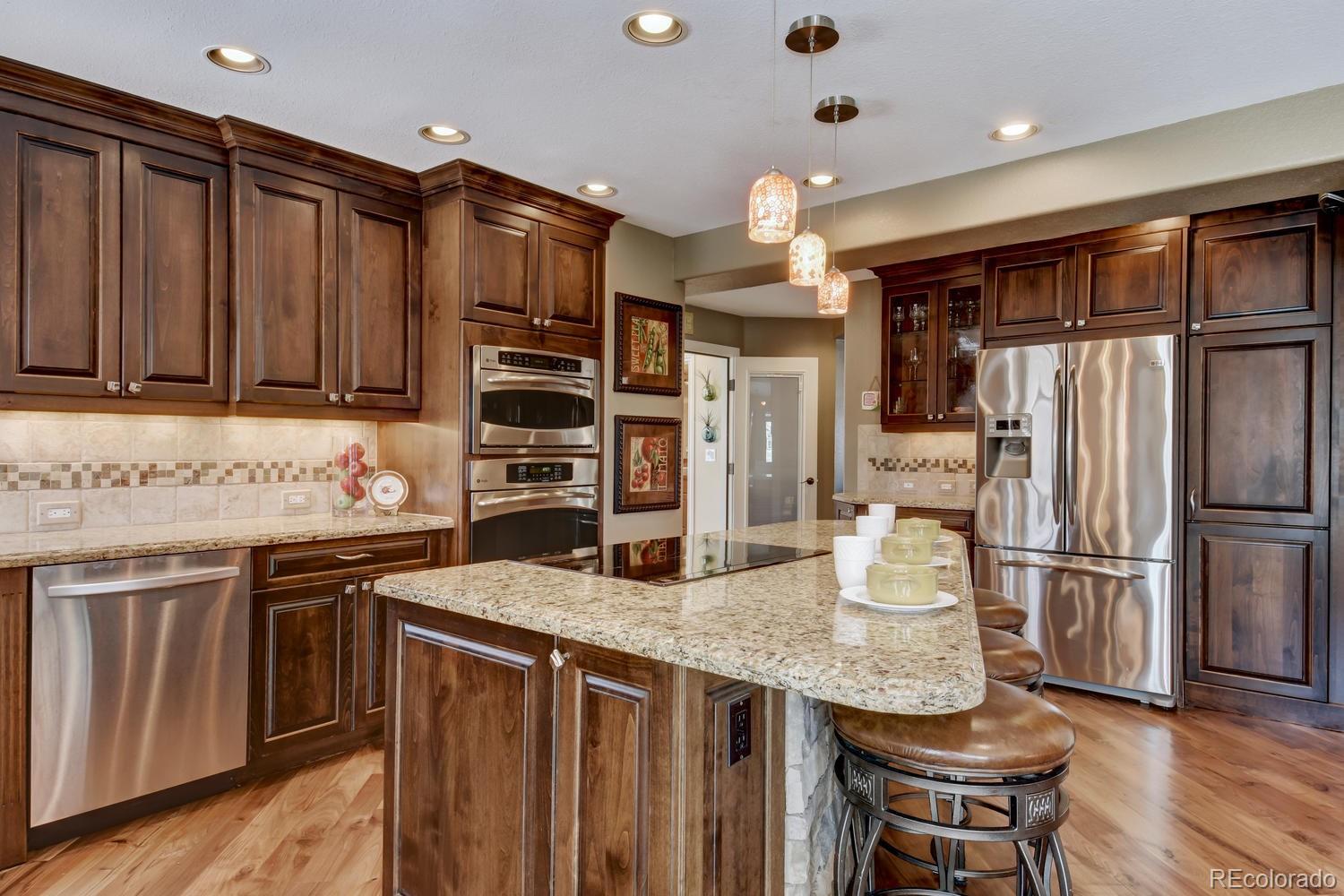 6948 Edgewood Court Highlands Ranch, CO 80130 - Photo 3 of 26 Gallery Image 3