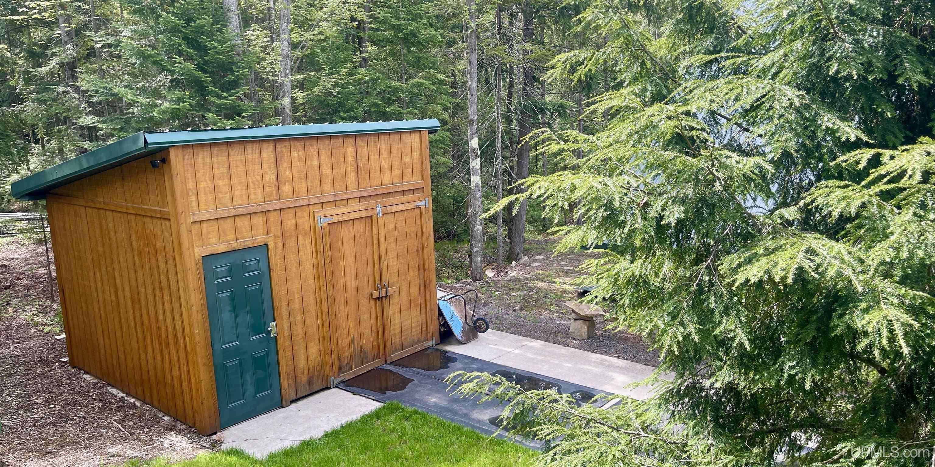 N9006 Sand River Road Marquette, MI 49855 - Photo 10 of 55 Gallery Image 10