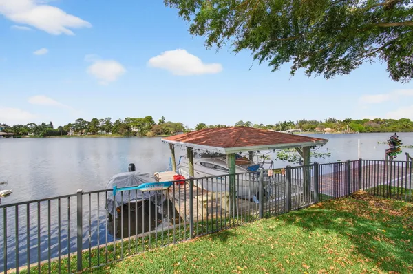 $925,000 | 6647 Paul Mar Drive, Lantana, FL 33462