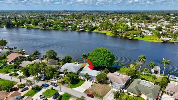 $925,000 | 6647 Paul Mar Drive, Lantana, FL 33462