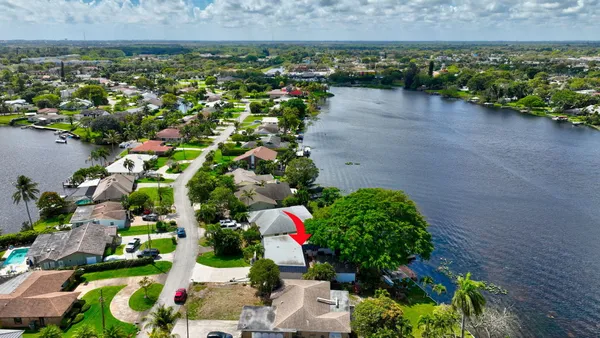$925,000 | 6647 Paul Mar Drive, Lantana, FL 33462