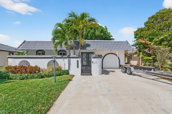 $925,000 | 6647 Paul Mar Drive, Lantana, FL 33462