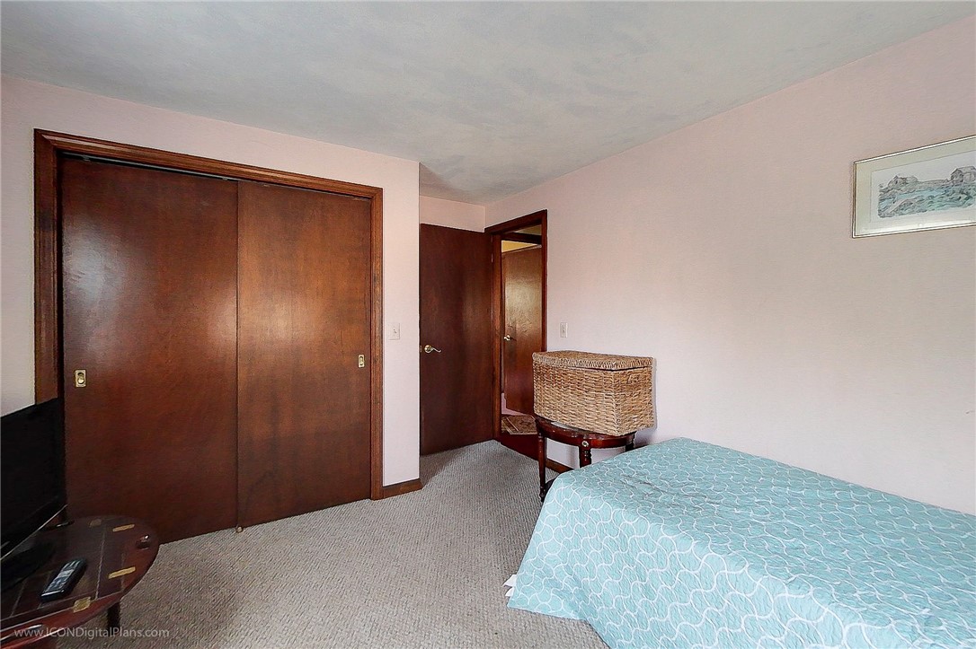 49 Overhill Road Warren, RI 02885 - Photo 23 of 35