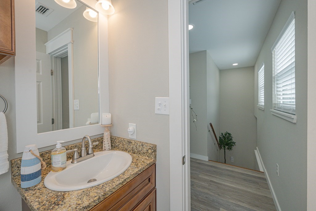 129 Palmetto Point Road Rockport, TX 78382 - Photo 30 of 40