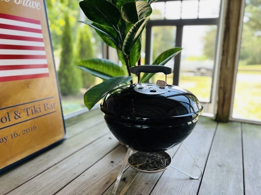 135 Balsam Street Fairhaven, MA 02719 - Photo 22 of 39 a bed room with a bed and a window